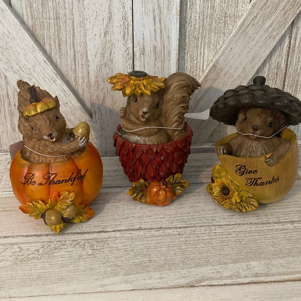Hobby Lobby 2021 Fall Thanksgiving Squirrel Figurines Set